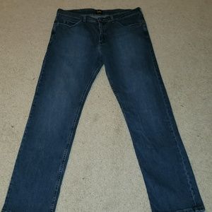 Regular Fit/ 34 Inch Length